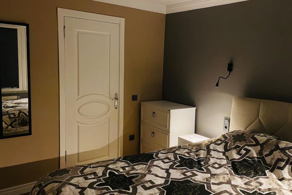 이스탄불 Sisli Osmanbey Taksim Large Terrace, Quietness And Space 아파트 외부 사진